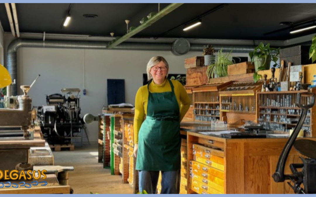 Lek med trykk, farger og tekst